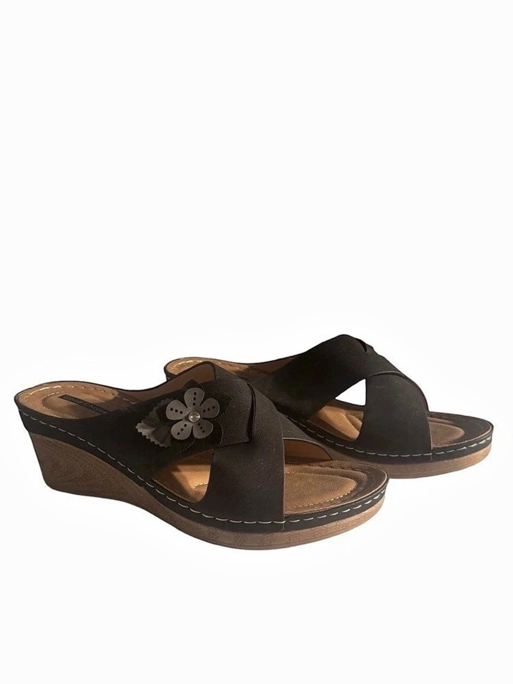 Good Choice Selly Women’s Black Wedge Sandals Size 9.5 Floral Comfort Slides